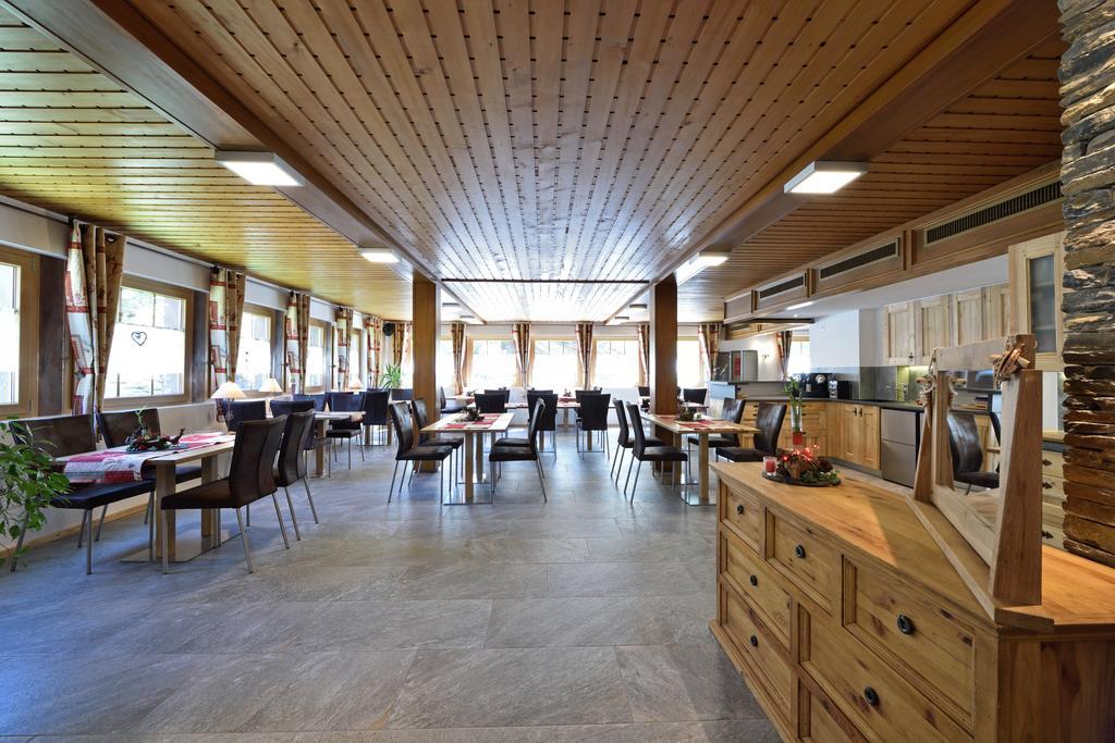Hotel Les Melezes Haudères Eksteriør billede